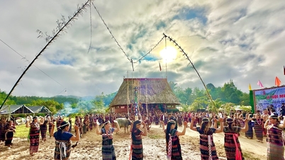 អ្នក​ភូមិ​អារ៉ូ​ប្រារព្ធ​ពិធី​បុណ្យ​ដាវ​ថ្មី។