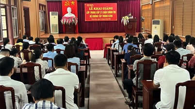 ការបើកថ្នាក់ទ្រឹស្តីនយោបាយកម្រិតមធ្យម ប្រព័ន្ធមិនប្រមូលផ្តុំ K29A