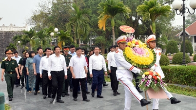 La délégation de la province de Hai Duong rend hommage aux martyrs héroïques de Dien Bien