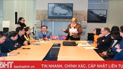 ថ្នាក់ដឹកនាំខេត្ត Ha Tinh មកទស្សនា និងធ្វើការជាមួយទីក្រុង Dinan
