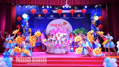 ក្រសួងវប្បធម៌ កីឡា និងទេសចរណ៍នឹងរៀបចំពិធីបុណ្យពាក់កណ្តាលរដូវស្លឹកឈើជ្រុះឆ្នាំ 2024 នៅ Ninh Binh