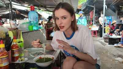 Western tourists spend 50,000 VND to "eat up" a series of famous delicious dishes in Phu Yen