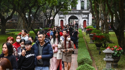 Gợi ý loạt sự kiện vui chơi Tết ở Hà Nội
