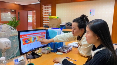 Chaos in the "online market"