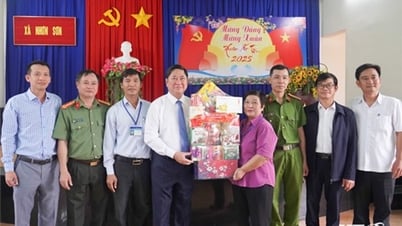 Đồng chí Trần Quốc Nam, Phó Bí thư Tỉnh ủy, Chủ tịch UBND tỉnh thăm, chúc Tết các địa phương, cơ quan và các cá nhân tiêu biểu