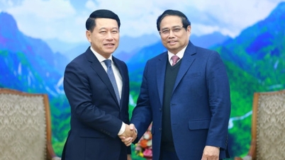 Thủ tướng Phạm Minh Chính tiếp Phó Thủ tướng Lào Saleumxay Kommasith
