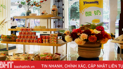 អាថ៌កំបាំងក្នុងការជួយយីហោទឹកដោះគោដែលមានអាយុជិត 50 ឆ្នាំរក្សាភាពទាក់ទាញដល់អ្នកប្រើប្រាស់