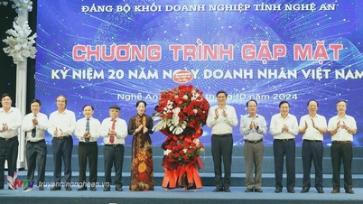 គោរពការរួមចំណែករបស់ក្រុមការងារសហគ្រិន