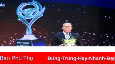 Phu Tho បើក​កម្មវិធី​ប្រគល់​រង្វាន់ Golden Steering Wheel លើក​ទី ១២