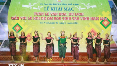 សប្តាហ៍វប្បធម៍ និងទេសចរណ៍ដ៏គួរឱ្យរំភើបដែលភ្ជាប់ជាមួយពិធីបុណ្យ ឱម បុក នៅខេត្តត្រាវិញ