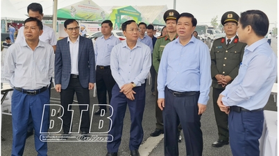Hoàn tất những khâu cuối cùng sẵn sàng khai mạc hội chợ nông nghiệp quốc tế khu vực đồng bằng Bắc Bộ năm 2024