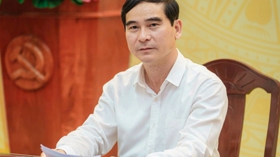 빈푹성 당서기 Duong Van An에 대한 징계 경고