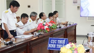 នាយកដ្ឋានពន្ធដារខេត្ត Ninh Thuan៖ ការចាប់រង្វាន់ដើម្បីជ្រើសរើស "វិក្កយបត្រសំណាង"