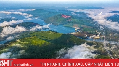 “Những con người làm sông núi sáng tươi...”