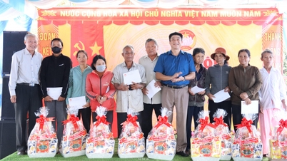 Tưng bừng Ngày hội Đại đoàn kết dân tộc buôn Cuôr Kăp, xã Hòa Thắng