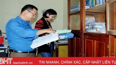 លោក Ha Tinh យល់ព្រមជាគោលការណ៍ក្នុងការរៀបចំមនុស្សចំនួន 1 នាក់ ដើម្បីទទួលបន្ទុកការិយាល័យគណៈកម្មាធិការបក្សថ្នាក់ឃុំ។