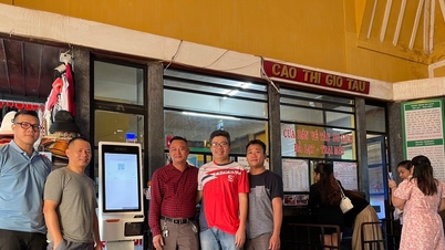 ឧស្សាហកម្មផ្លូវដែកដាក់លក់ម៉ាស៊ីនលក់សំបុត្រដោយស្វ័យប្រវត្តិនៅតាមគោលដៅទេសចរណ៍ជាច្រើន។