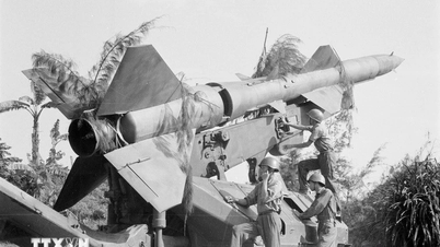 Lagu heroik tentara dan rakyat Hanoi