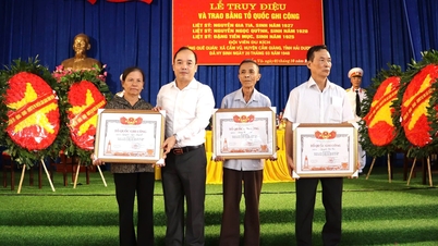 Gedenkgottesdienst und Verleihung von Verdiensturkunden an 3 Märtyrer in Cam Giang