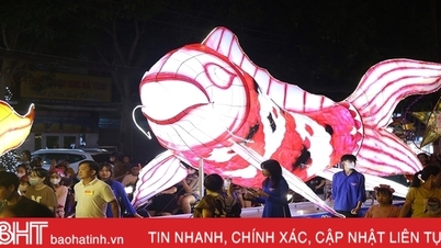 រីករាយ "ពិធីបុណ្យដង្ហែគោម Thanh Sen ក្នុងពិធីបុណ្យពាក់កណ្តាលរដូវស្លឹកឈើជ្រុះ"