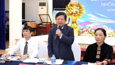 文学と芸術は国の発展に大きく貢献してきました。