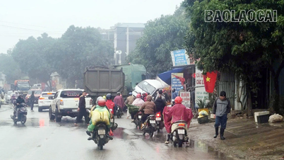 Va chạm giữa 3 xe ô tô, rất may không có thiệt hại về người