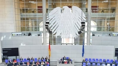 German government fails to survive no-confidence vote, parliament will have to dissolve