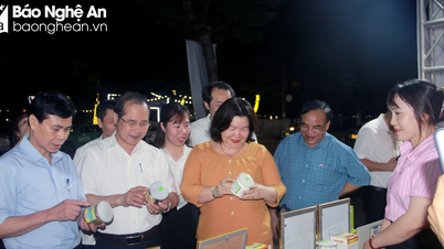 Many typical products of 12 provinces and cities gathered in Nghe An