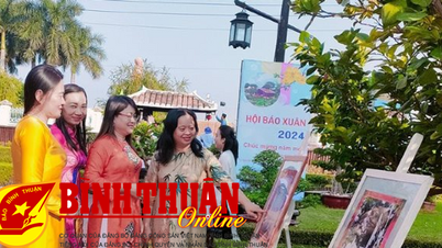 Triển lãm ảnh “Xuân thanh bình trên quê hương Bình Thuận”