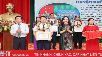 Cam Xuyen សរសើរ​គំរូ​គំរូ​ទំនើប គំរូ​ចលនា​មហាជន​ដ៏ប៉ិនប្រសប់