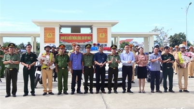 បើកយុទ្ធនាការត្រាប់តាមពិសេស ដើម្បីអបអរសាទរខួបលើកទី 80 នៃទិវាប្រពៃណីនៃកងកម្លាំងសន្តិសុខសាធារណៈរបស់ប្រជាជនវៀតណាម