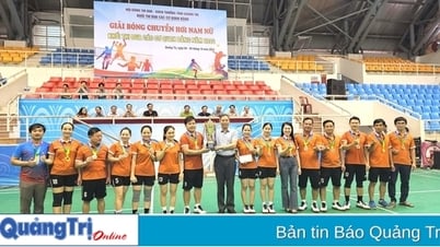 Ceremonia de clausura y entrega de premios del Torneo de Voleibol Masculino y Femenino 2024 para Bloques de Emulación de Agencias del Partido