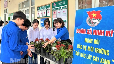 ផ្សព្វផ្សាយ​ពី​របៀប​រស់នៅ​ពី​កម្មវិធី "​ប្តូរ​សំរាម​ឱ្យ​ដើមឈើ​"