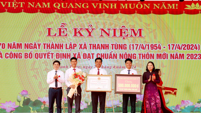 ឃុំ Thanh Tung ប្រារព្ធខួបលើកទី 70 នៃការបង្កើត និងទទួលវិញ្ញាបនបត្រទទួលស្គាល់ការបំពេញស្តង់ដារជនបទថ្មី