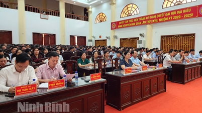 Huyện ủy Nho Quan quán triệt triển khai các văn bản của Trung ương và giới thiệu nội dung bài viết của Tổng Bí thư Nguyễn Phú Trọng