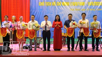 Giao lưu văn nghệ chào mừng 134 năm ngày sinh Chủ tịch Hồ Chí Minh