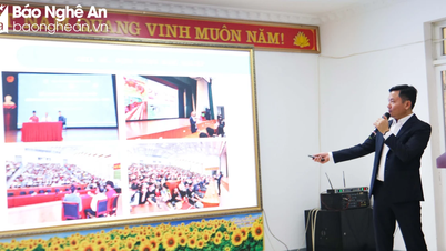 ចែករំលែកចំណេះដឹងនៃការចាប់ផ្តើមអាជីវកម្ម 4.0 ដល់សិស្សវិទ្យាល័យ Nghe An