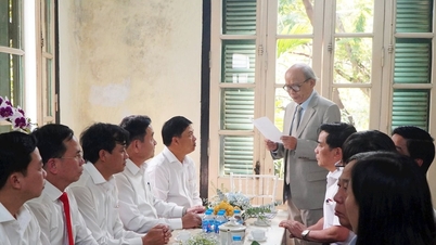 ថ្នាក់ដឹកនាំខេត្ត អុជធូប រំលឹកវិញ្ញាណក្ខន្ធ លោក Nguyen Trac