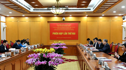 [រូបថត] អគ្គលេខាធិកា To Lam ធ្វើជាប្រធានកិច្ចប្រជុំលើកទី២ ដើម្បីពិនិត្យការអនុវត្តសេចក្តីសម្រេចចិត្តលេខ ១៨-NQ/TW