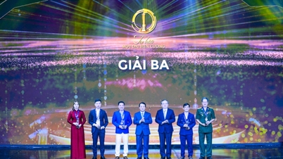 ខេត្ត Quang Ninh ទទួល​បាន​ជ័យលាភី​លេខ​៣​ក្នុង​ការ​ប្រកួត​ថតរូប​សិល្បៈ​ជាតិ "មោទនភាព​ឆ្នូត​ព្រំដែន"
