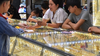 テト25日、SJCの金の延べ棒と金の指輪の価格は引き続き上昇した。