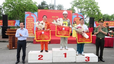 ງານ​ແຂ່ງຂັນ​ດັບ​ເພີງ ​ແລະ ກູ້​ໄພ “ປ້ອງ​ກັນ​ອັກ​ຄີ​ໄພ ​ແລະ ຕ້ານ​ອັກ​ຄີ​ໄພ​ລະຫວ່າງ​ຄອບຄົວ” ​ເມືອງ ດົ່ງ​ກິ້ງ 2024