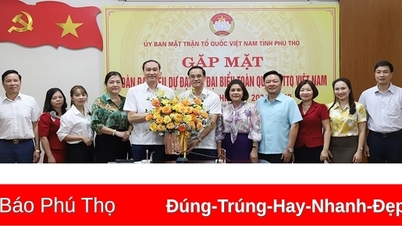 ជួបជាមួយគណៈប្រតិភូចូលរួមមហាសន្និបាតជាតិលើកទី១០ នៃរណសិរ្សមាតុភូមិវៀតណាម
