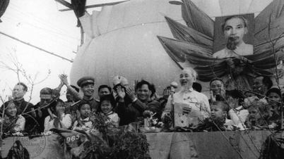 Bác Hồ trong trái tim cán bộ, quân, dân Uông Bí