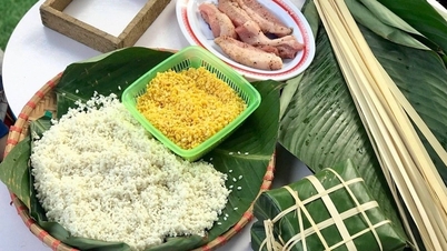 About the village in Hanoi that produces over 1 million banh chung for Tet
