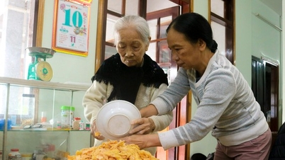 Người cuối cùng giữ nghề món ‘mứt nhà nghèo’ xứ Huế