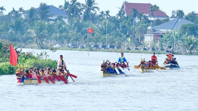 Exciting Swimming Festival at Ngo Duong Temple and Pagoda on the 3rd day of Tet