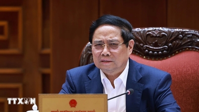 Thủ tướng Phạm Minh Chính: Khẩn trương xử lý các dự án tồn đọng theo yêu cầu của Bộ Chính trị