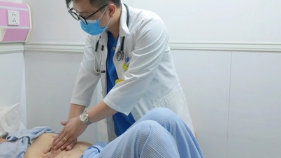 7일간의 둔한 복통으로 위장관 출혈로 응급실 방문