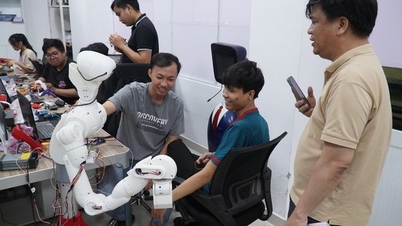 学生が人工知能を研究するためのオープンラボ